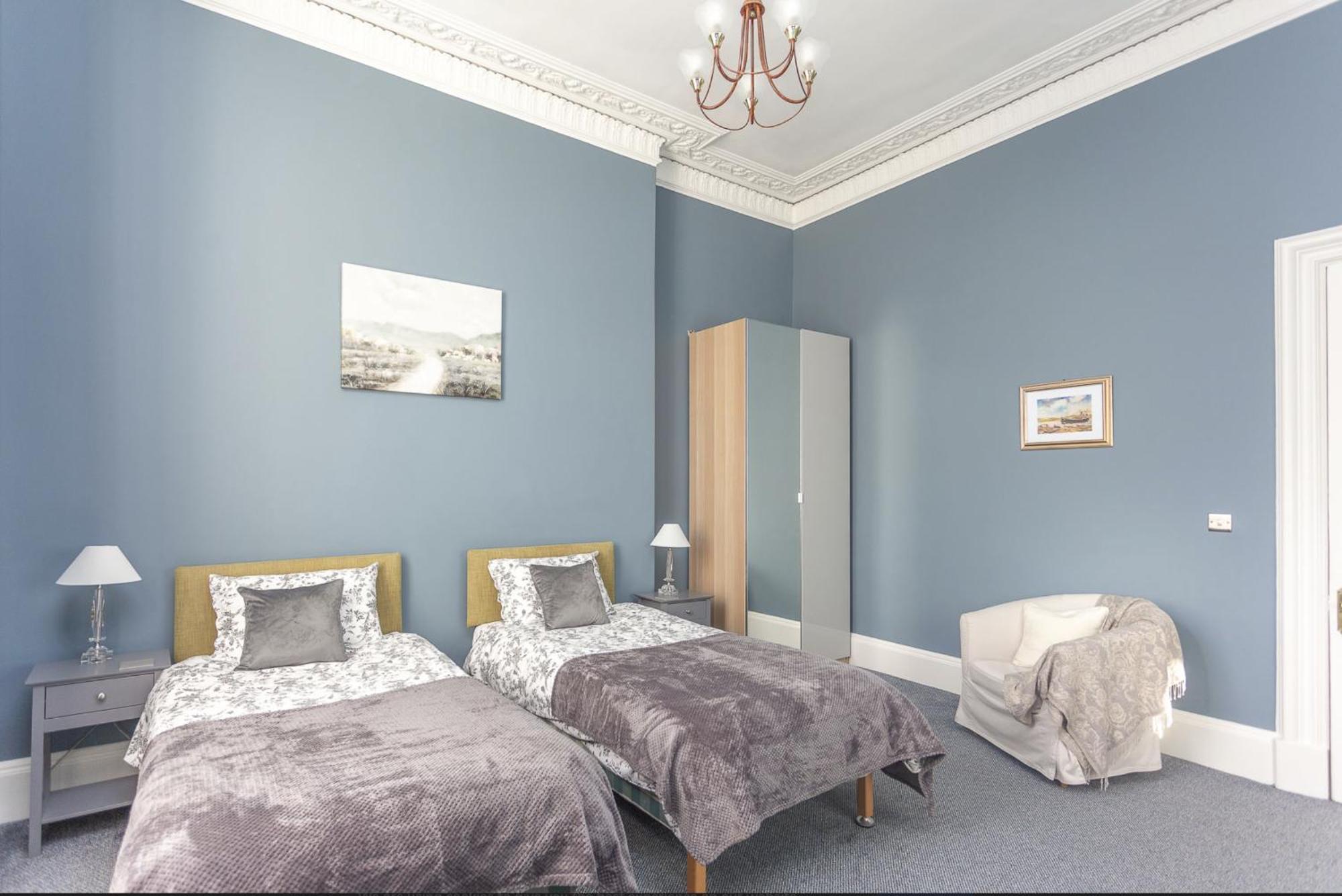 A Two Bedroom Apartment - Victorian Villa At 8 Priestfield Road Edimburgo Exterior foto